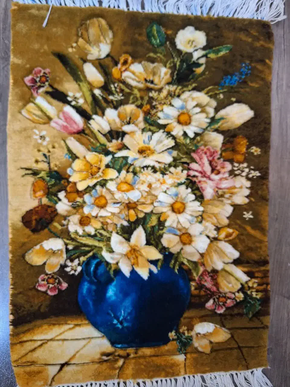 تابلو فرش دست بافت با گلدان آبی وگلهای زنبق|تابلو فرش|تهران, یاخجی آباد|دیوار