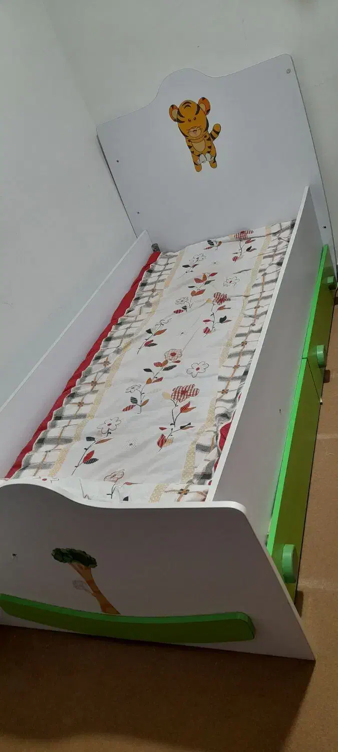 تخت کودک و نوجوان|تخت و سرویس خواب|رامهرمز, |دیوار