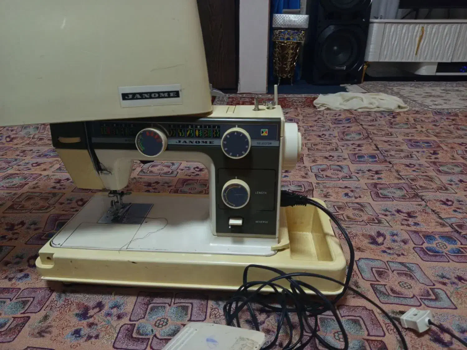 چرخ خیاطی مادگی،زن ژانومه اصل ژاپن کم کار واقعی|چرخ خیاطی و ریسندگی|پاکدشت, حصار امیر|دیوار