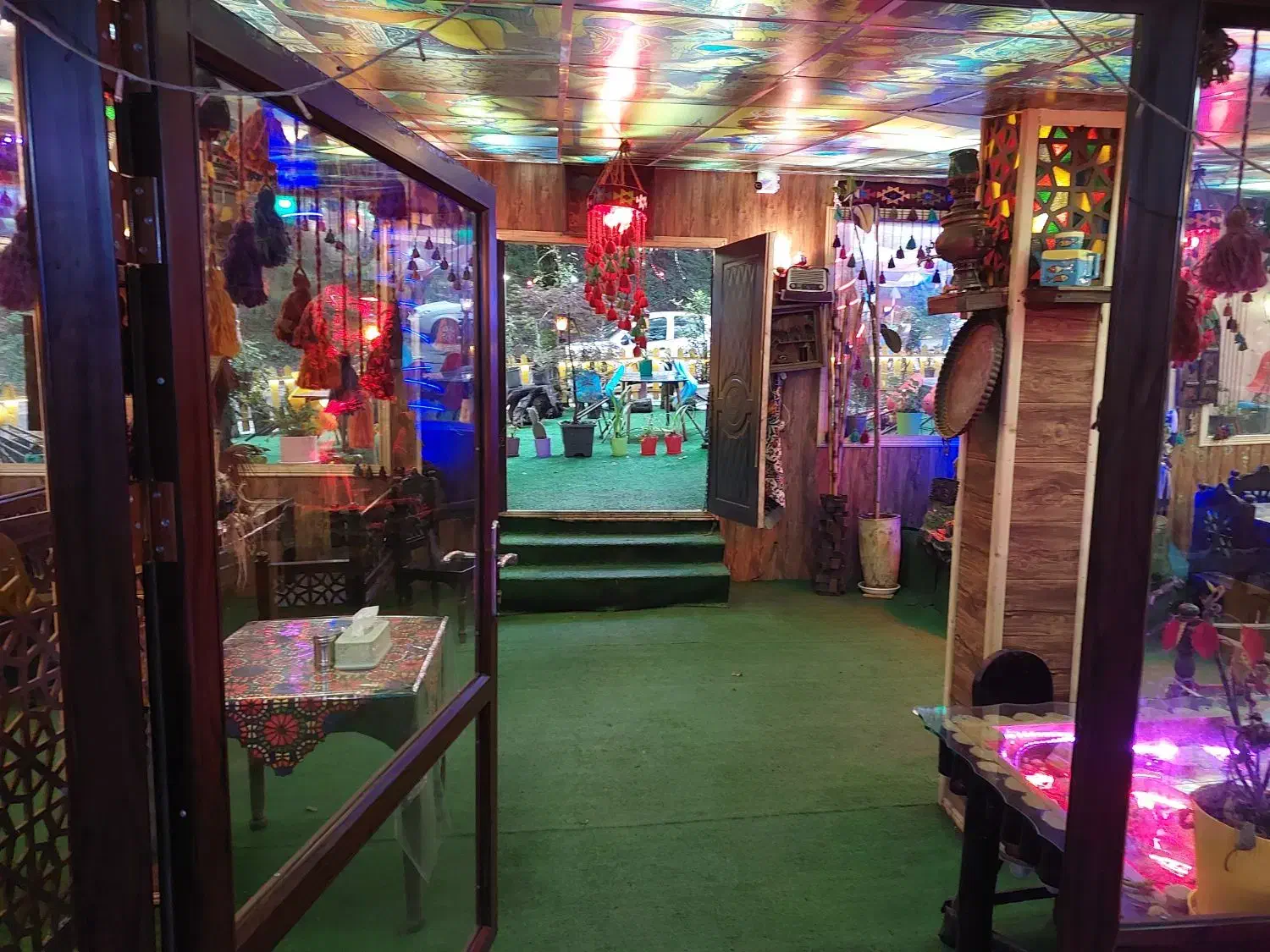 نیروی ساده|استخدام خدمات فروشگاه و رستوران|قم, زنبیل آباد|دیوار