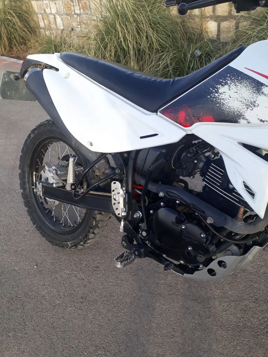 روان۲۰۰|موتورسیکلت|اسفراین, |دیوار