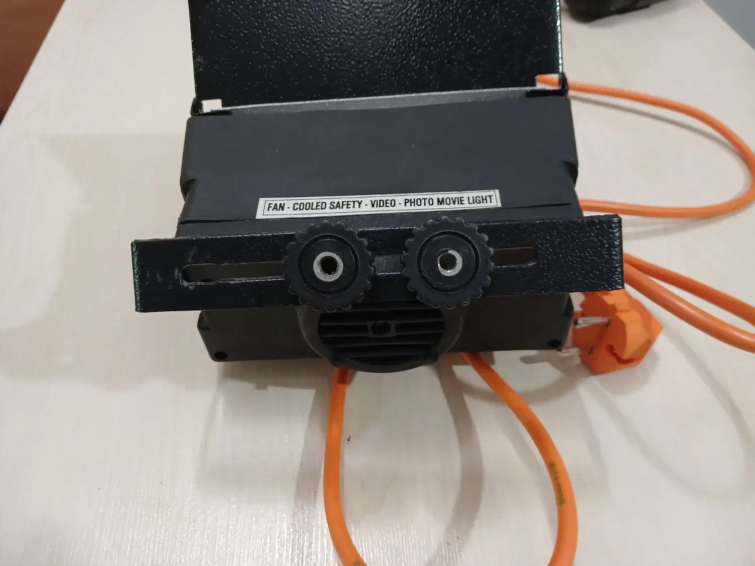 نور سینمایی هالوژن ۵۰۰W فن‌دار|دوربین عکاسی و فیلم‌برداری|ملارد, |دیوار