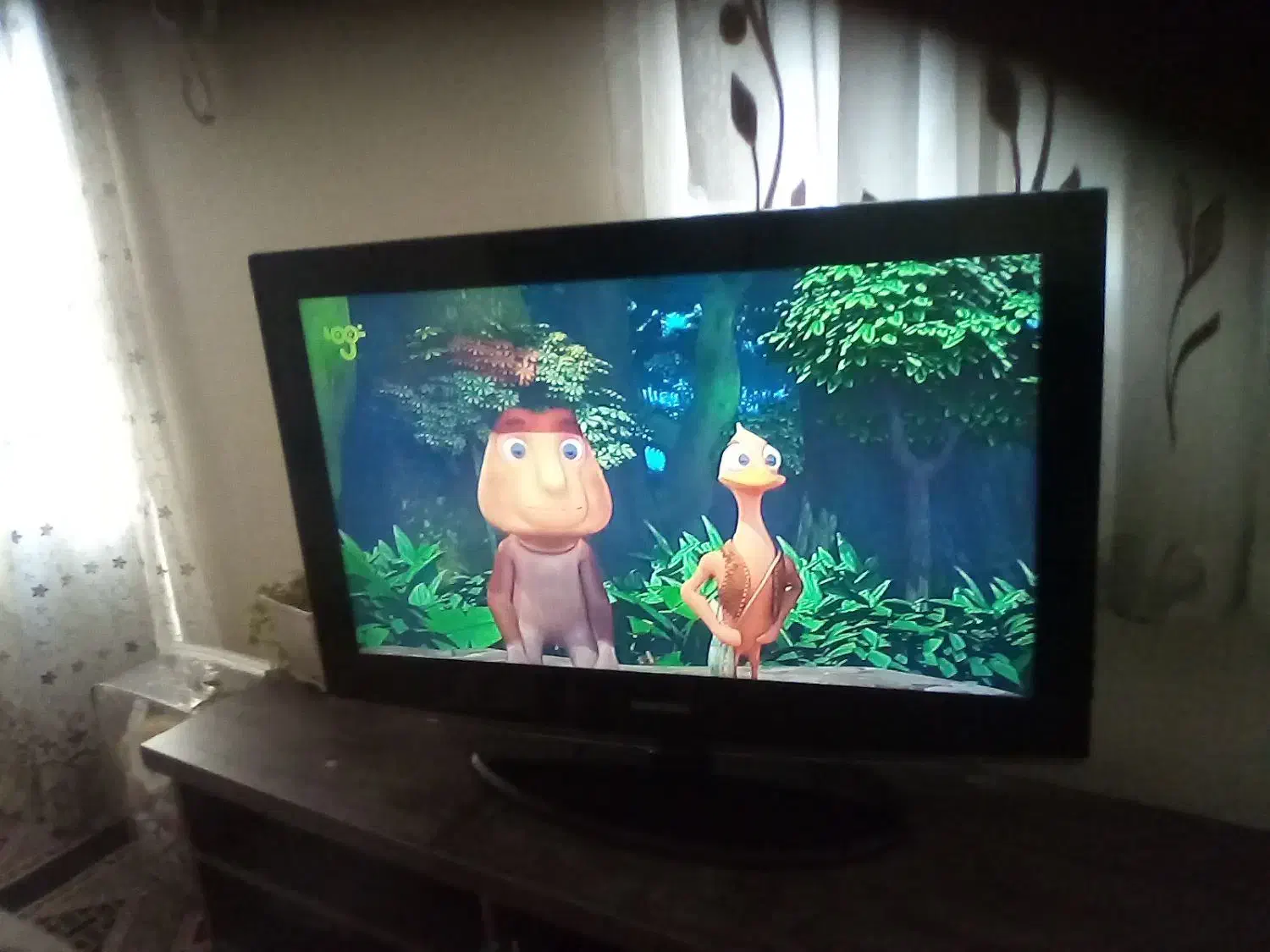 ال سی دی37 اینچ سامسونگ|تلویزیون و پروژکتور|ملایر, |دیوار