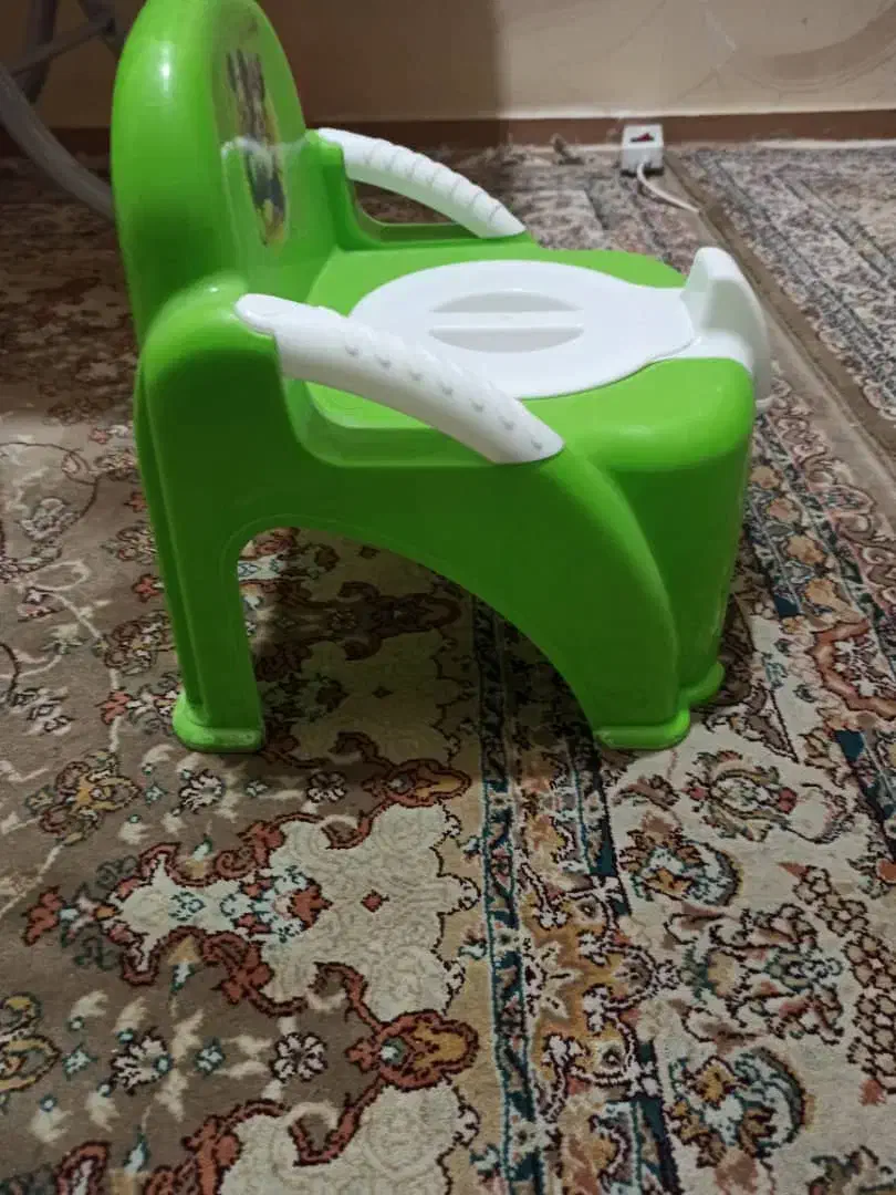 صندلی توالت کودک|اسباب و اثاث بچه|اهواز, کوی منابع طبیعی|دیوار