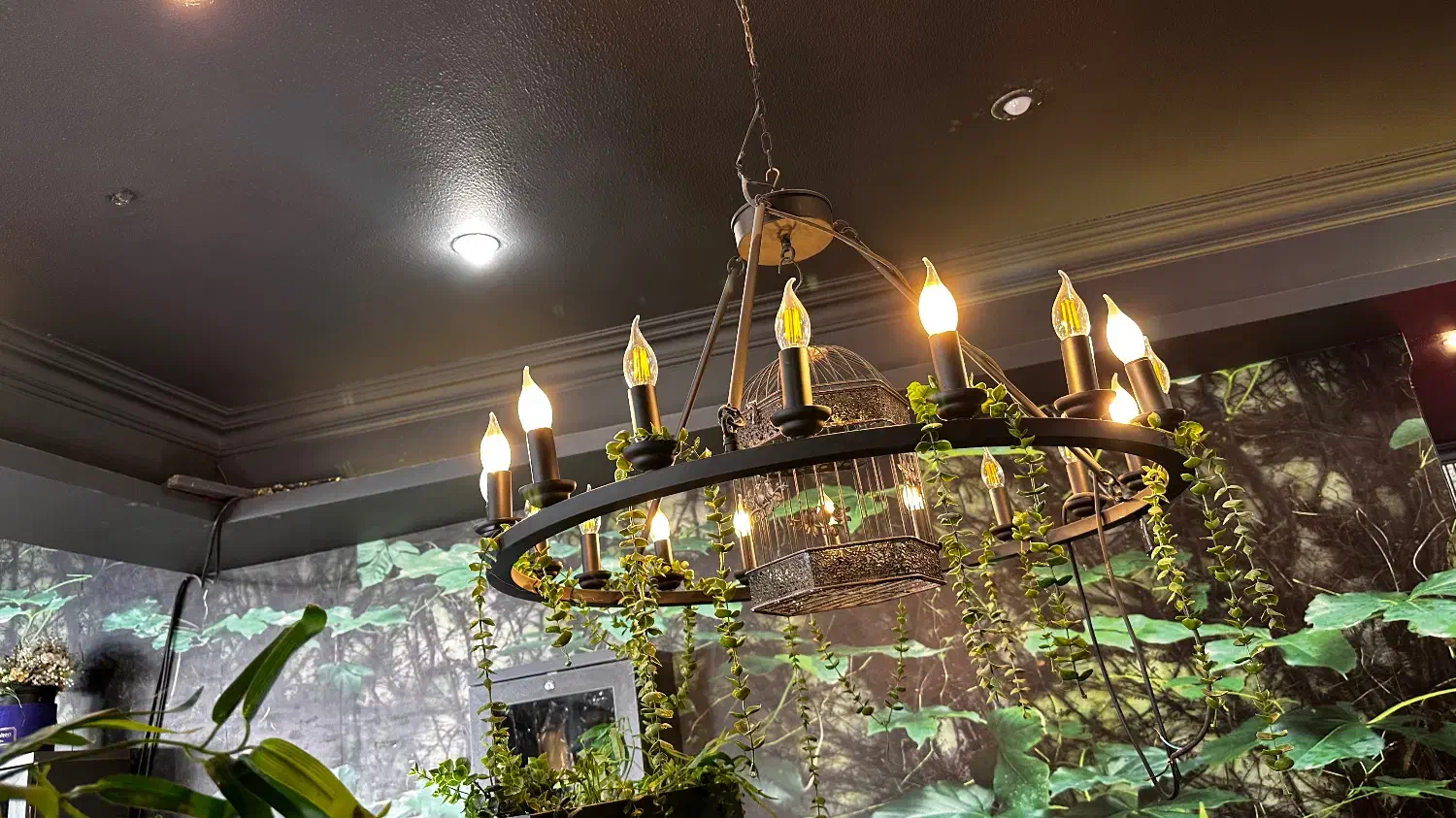 انواع لوستر ها|لوستر و چراغ آویز|هشتگرد, هشتگرد قدیم|دیوار