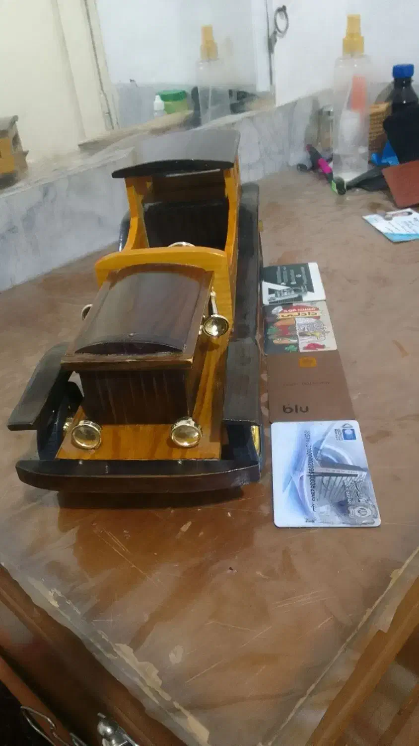 ماشین چوبی(تزئینی)|اسباببازی|قم, چهل درخت|دیوار