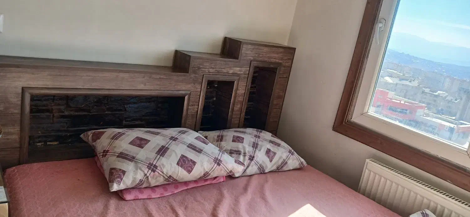 تخت.کمد میزآرایش|تخت و سرویس خواب|پردیس, فاز ۳|دیوار