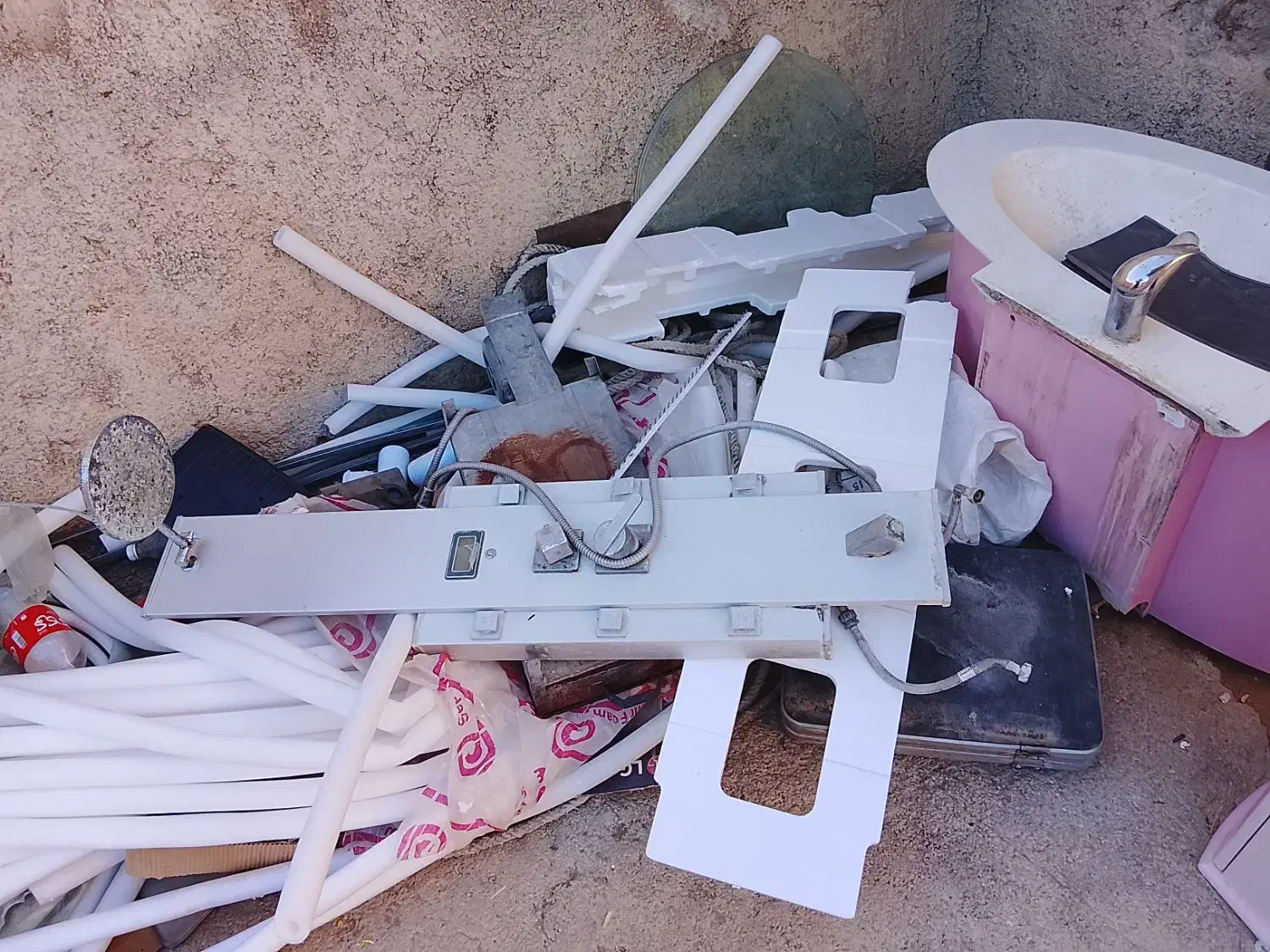 روشویی وباکس همراه با دوش تلفنی و سقفی|لوازم سرویس بهداشتی|ایوان, |دیوار