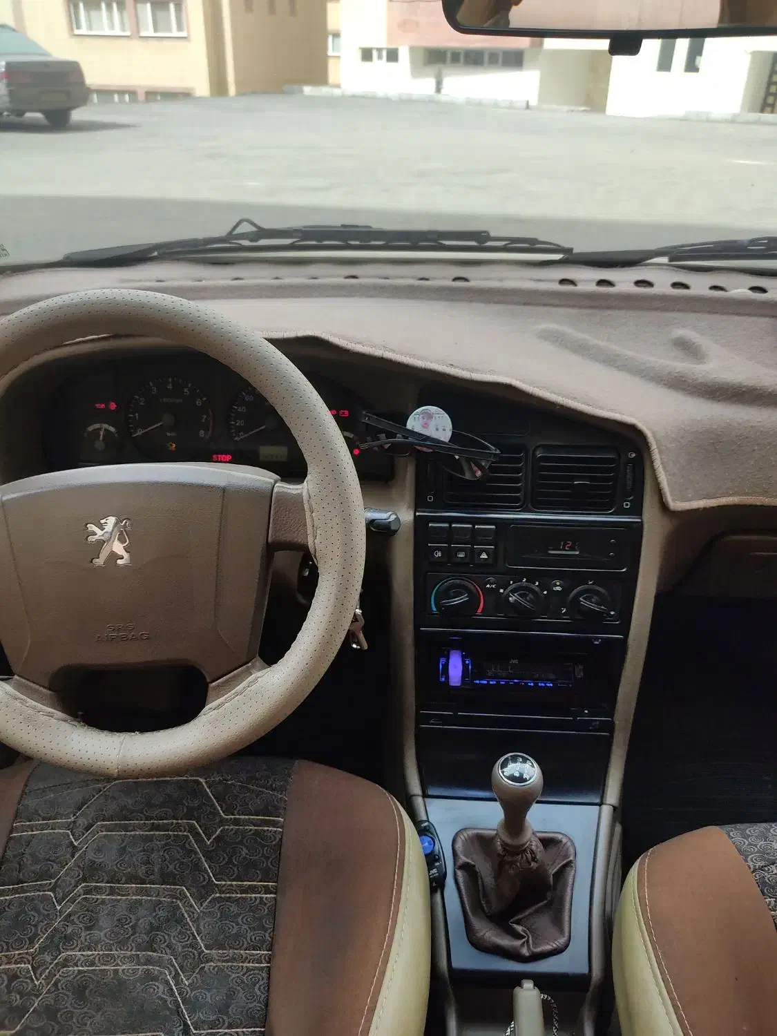 پژو 405 بیرنگ مدل 92|خودرو سواری و وانت|قروه, |دیوار