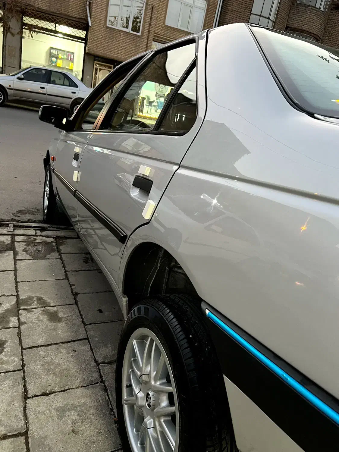 واکس و پولیش /سرامیک خودرو|خدمات موتور و ماشین|سقز, |دیوار