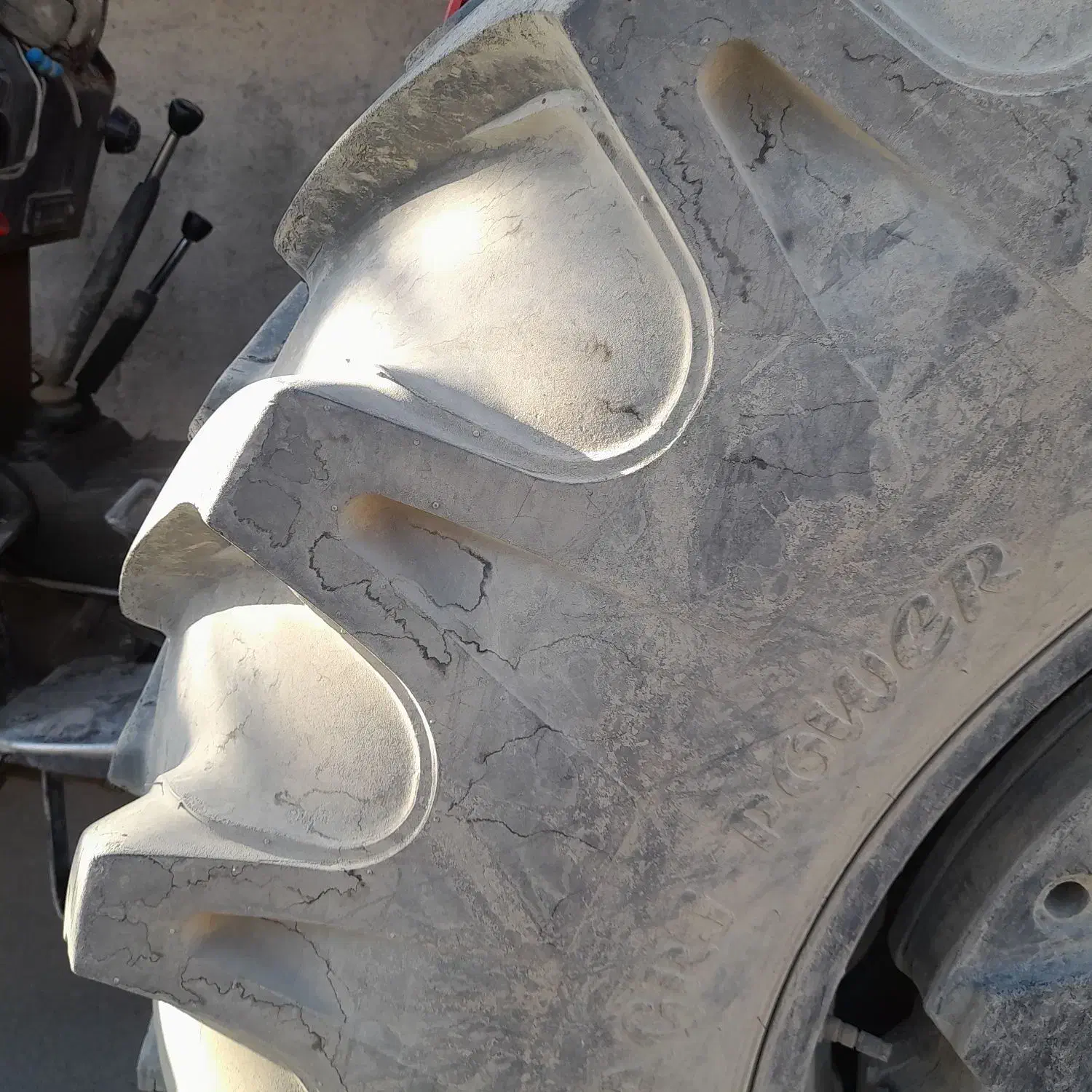 تراکتور۲۸۵مدل ۱۳۸۶|خودرو سنگین|شاندیز, |دیوار