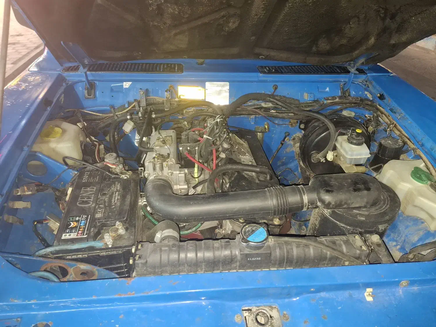 نیسان مدل ۹۲ کیلومتر جدید|خودرو سواری و وانت|کاشان, زیدی|دیوار