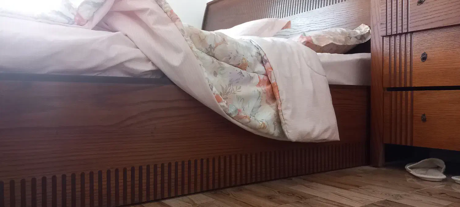 تخت خواب دونفره در حد نو|تخت و سرویس خواب|ماسال, |دیوار