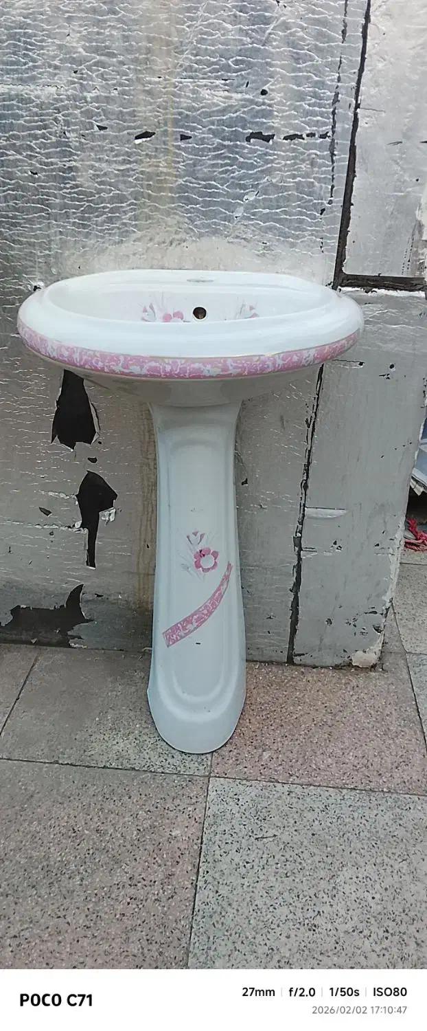 روشویی در حد نو|لوازم سرویس بهداشتی|سیاهکل, |دیوار