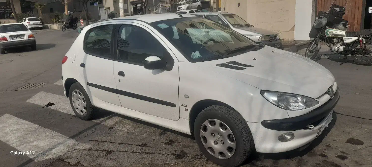 ۲۰۶ اتومات تیپ۶ سال۱۳۹۰|خودرو سواری و وانت|تهران, المهدی|دیوار