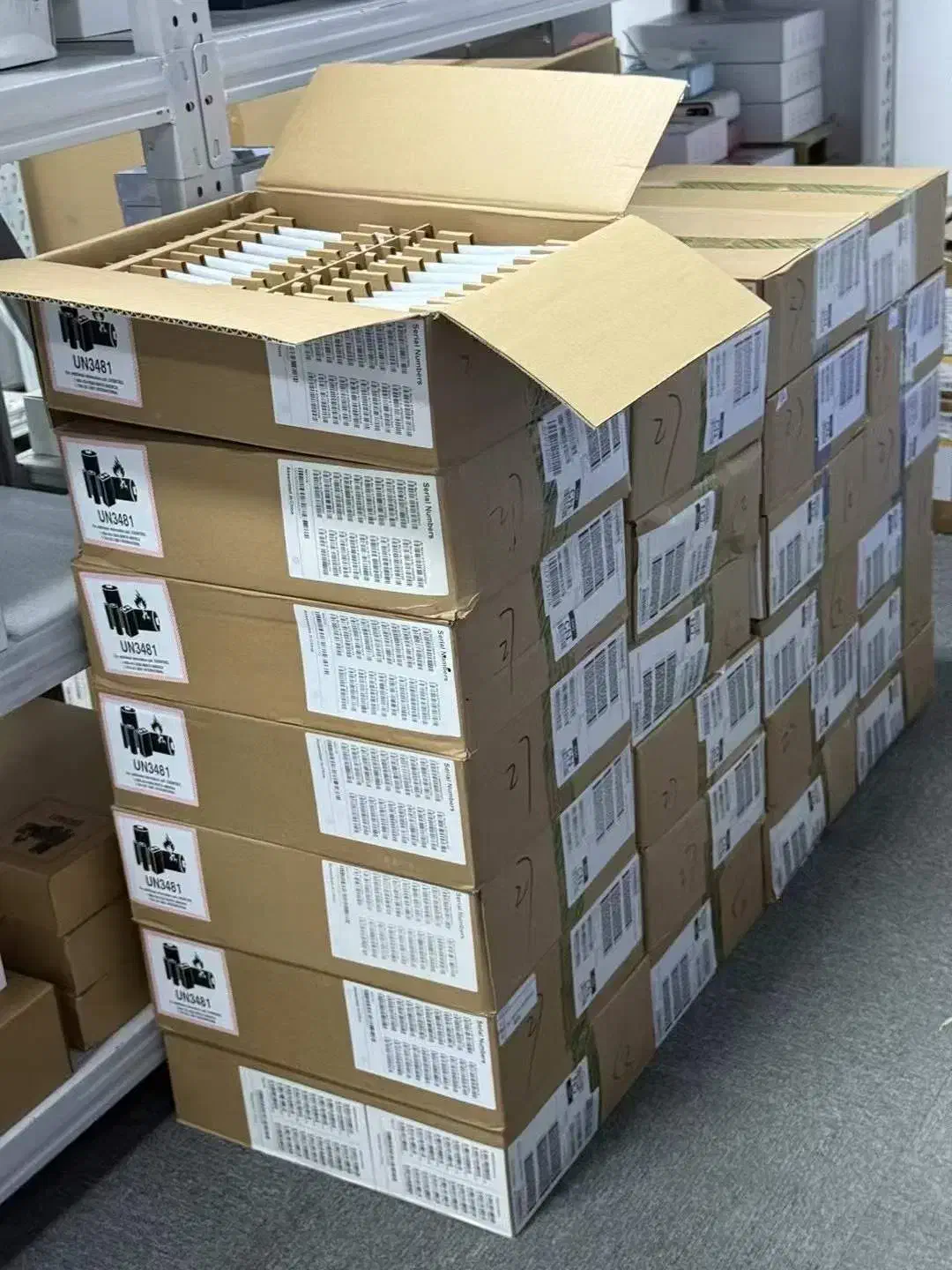 ایفون 13 نرمال .فقط اکتیو شده. فروش به قیمت عمده .|موبایل|شیراز, زند|دیوار