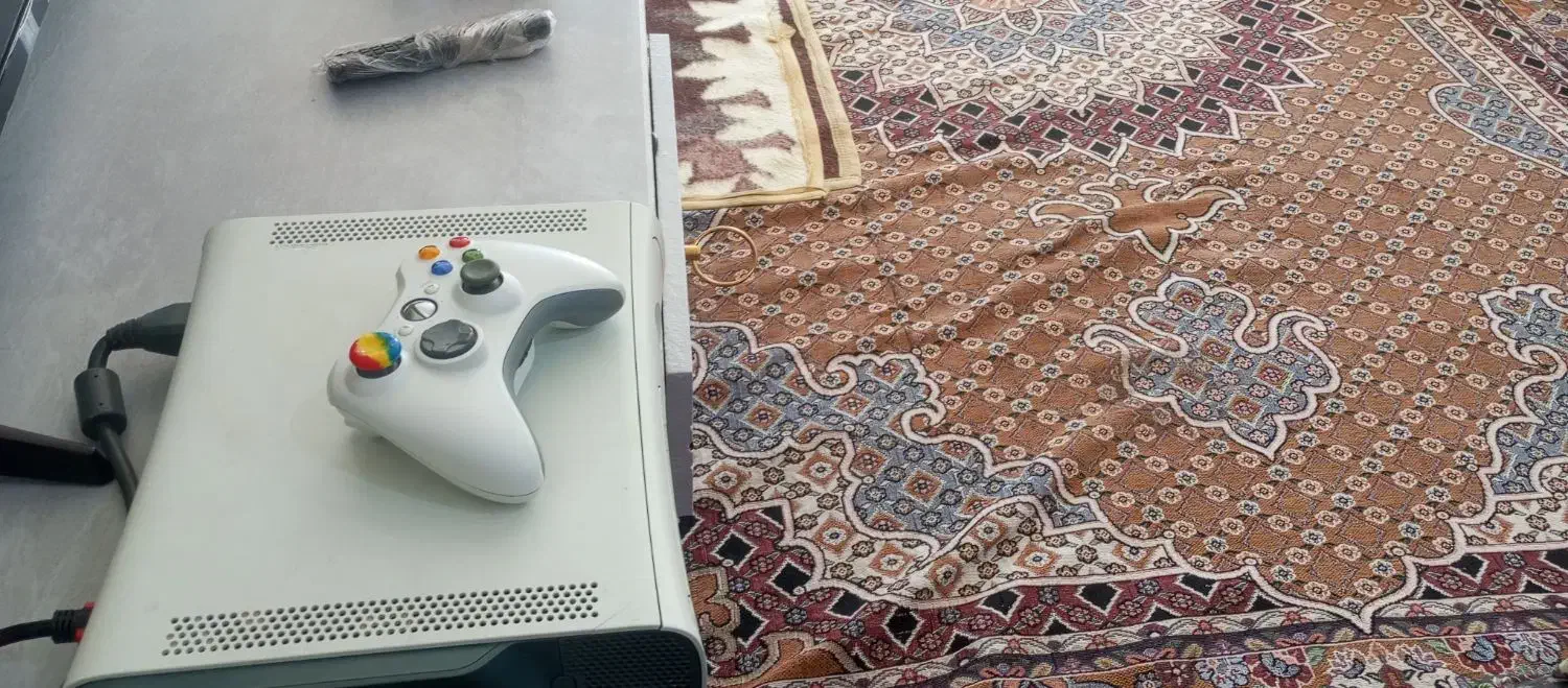 فروش ایکس باکس ۳۶۰ حافظه 2500 دو دسته دارد|کنسول، بازی ویدئویی و آنلاین|بم, |دیوار