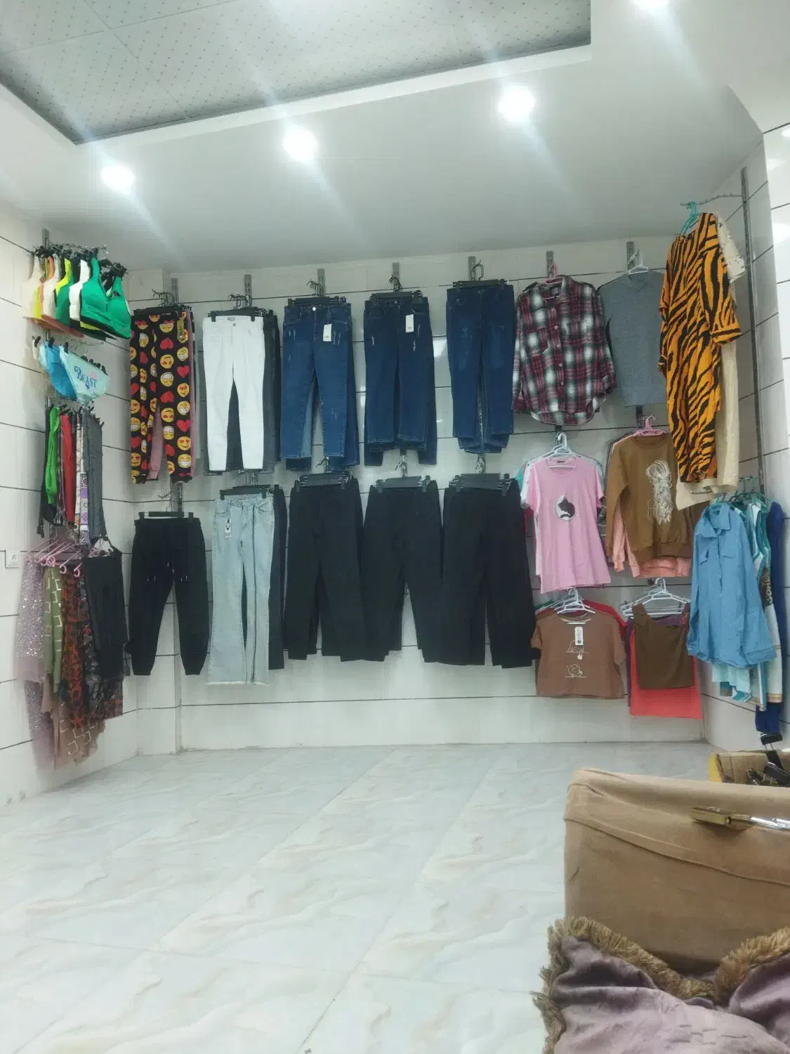 لباس زنونه|لباس|جوانرود, |دیوار