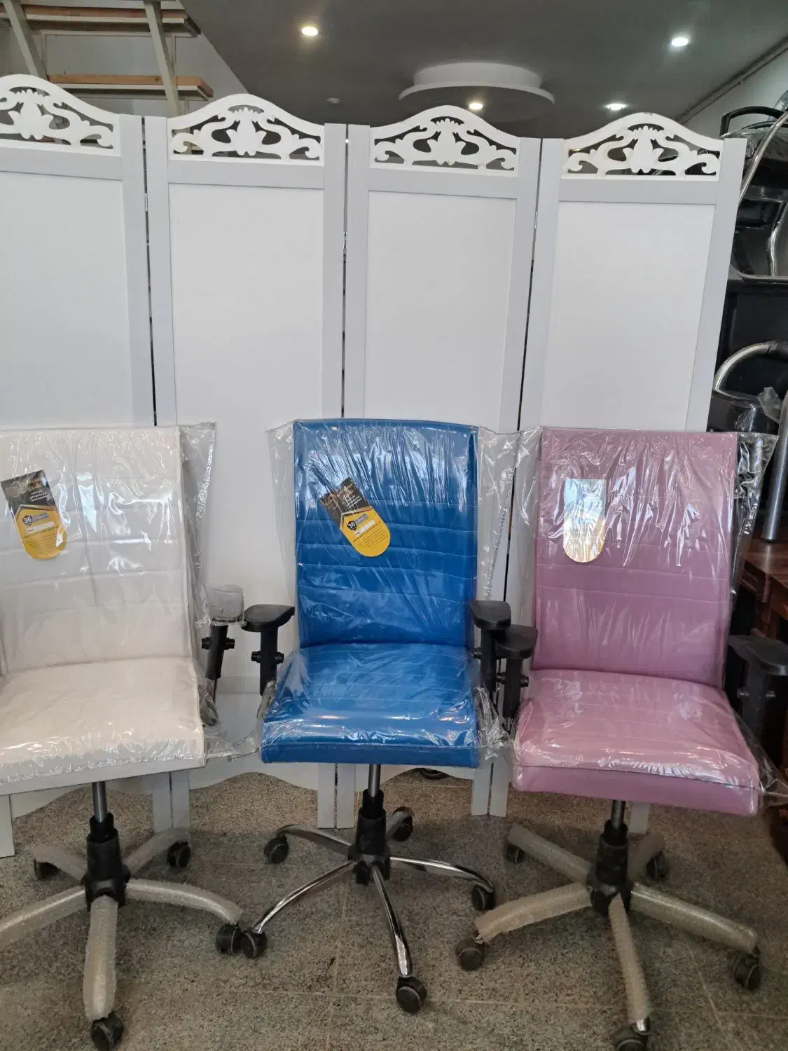 صندلی گردان کف فوم|مبلمان اداری|همدان, |دیوار