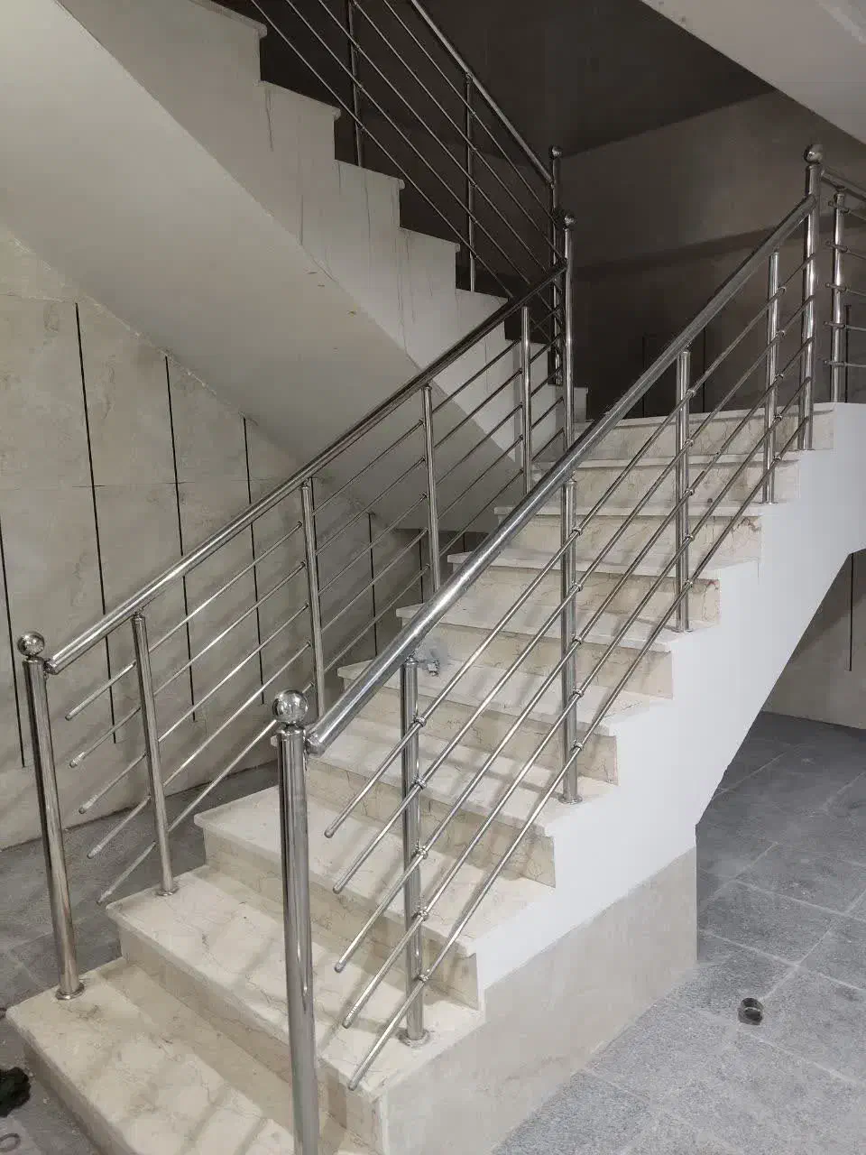 نرده پله|خدمات پیشه و مهارت|بروجرد, |دیوار