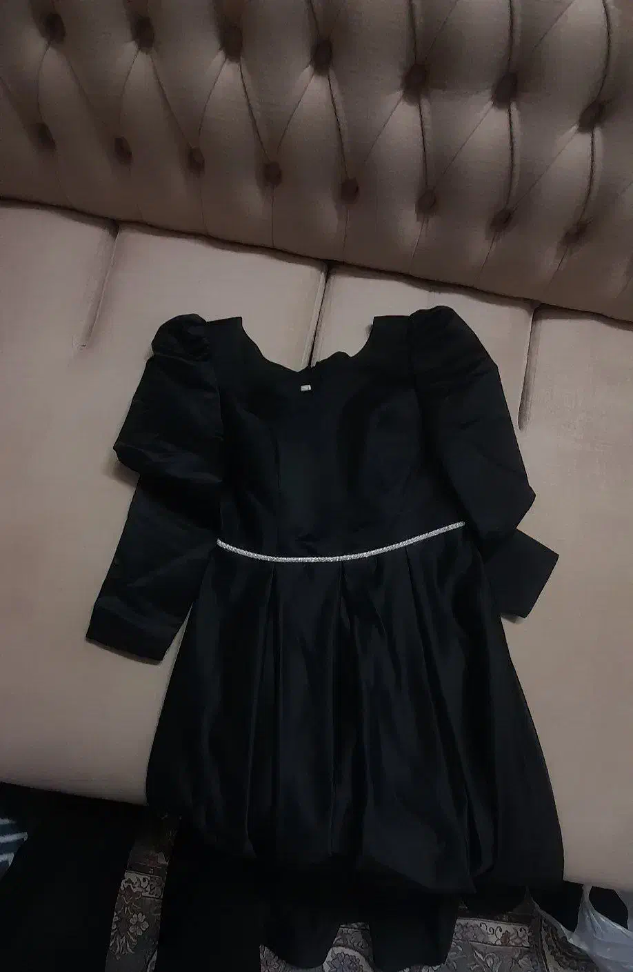 لباس مجلسی شیک|لباس|رودهن, |دیوار