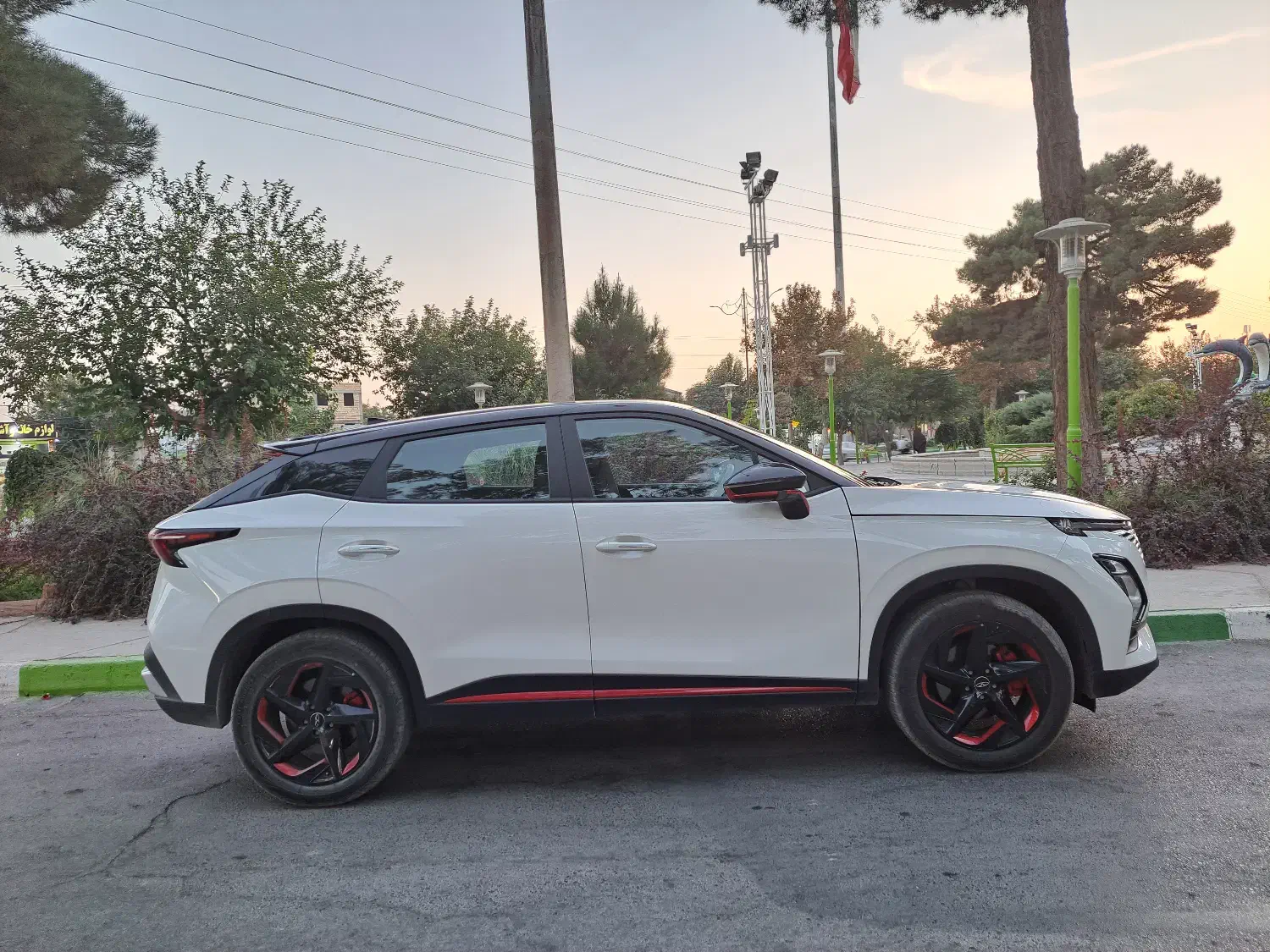 فروش فونیکس FX AWD چهار چرخ محرک /قیمت قطعی/قاسمی|خودرو سواری و وانت|نجف‌آباد, گلدشت|دیوار