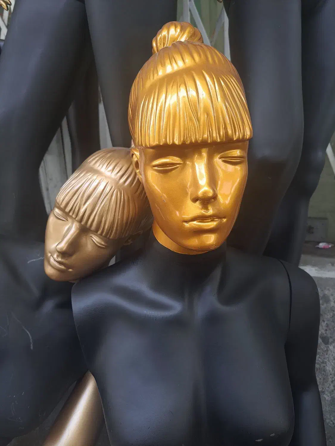 مانکن کامل زنانه فایبر گلاس|فروشگاه و مغازه|رشت, معلم|دیوار