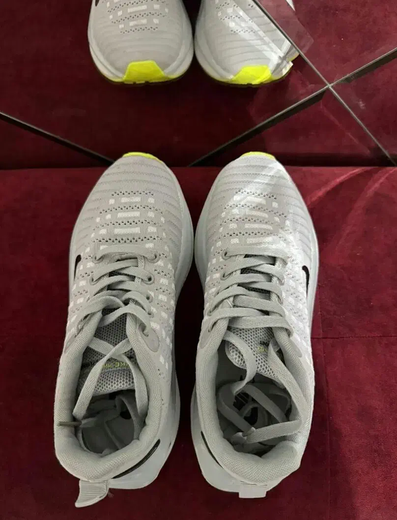 کتونی مناسب پیاده روی و روزمره سایز ۳۸|کیف، کفش، کمربند|رشت, منظریه|دیوار