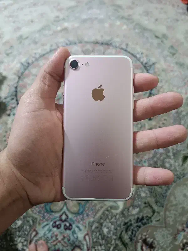 ایفون 7 لا کاغذی|موبایل|مشهد, شترک|دیوار