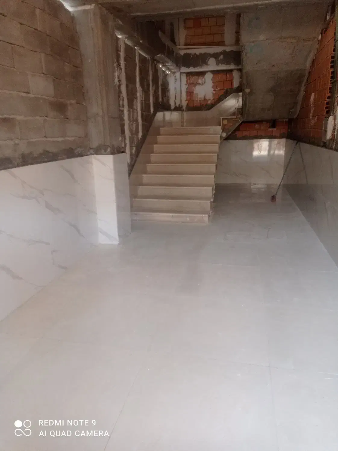 کاشیکاری وسرامیک و راه پله|خدمات پیشه و مهارت|ایلام, |دیوار