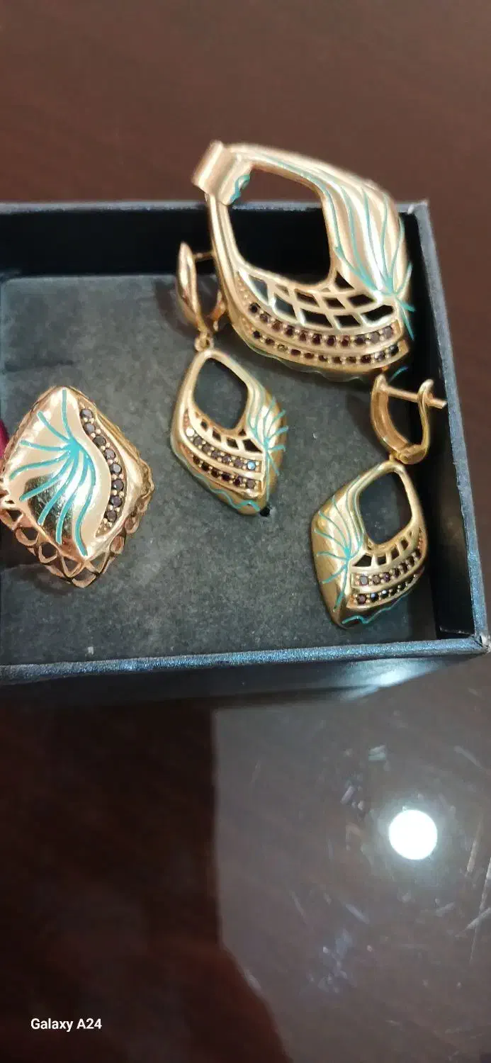 طلا|جواهرات|نیشابور, دارایی|دیوار