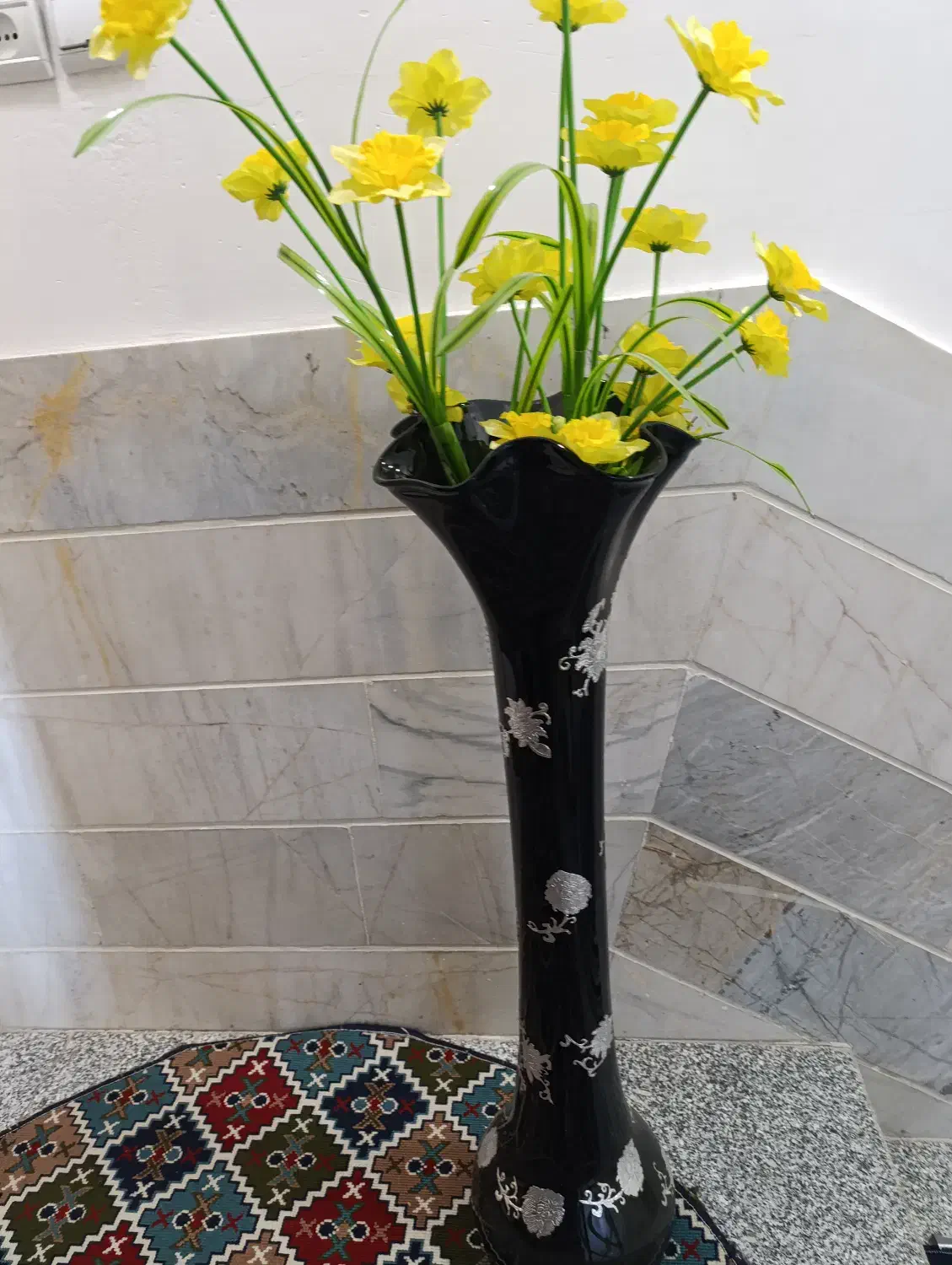 مقداری وسیله خونه|گل مصنوعی|بروجرد, |دیوار