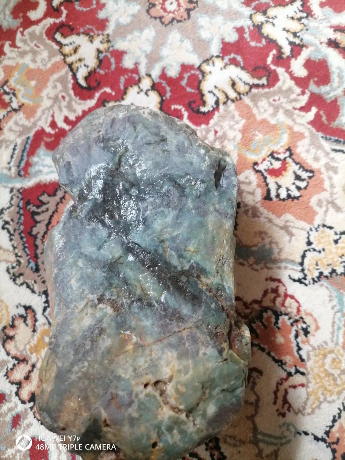 سنگه یشم عبورنورداره سنگی خوبی|کلکسیون اشیاء عتیقه|سلفچگان, |دیوار