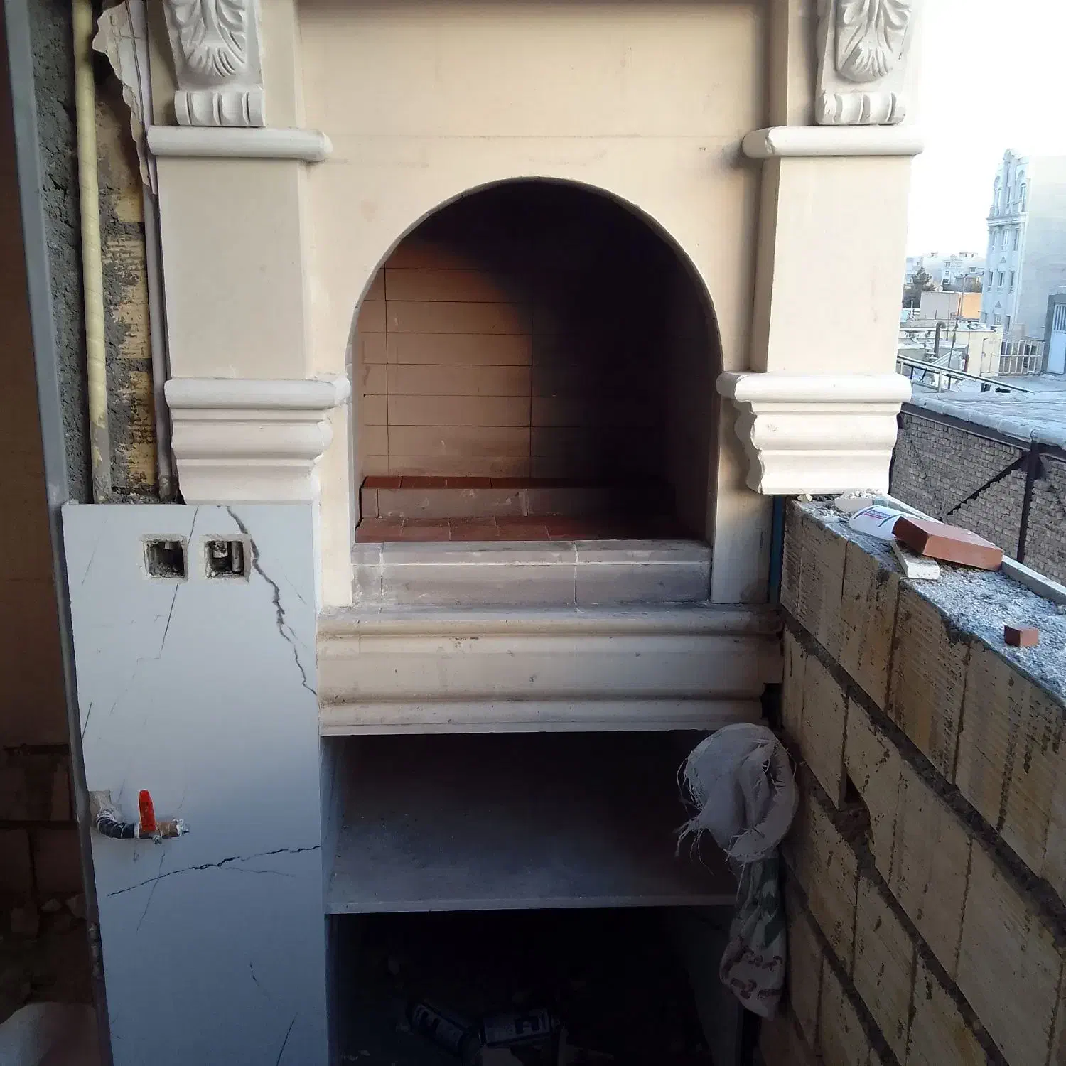 انجام‌سنگ‌وسرامیک‌‌وباربیکیو‌وآب‌نما|خدمات پیشه و مهارت|اراک, |دیوار