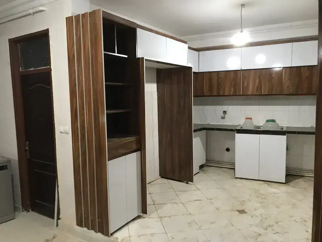 نصاب کابینت نیازمندیم|استخدام معماری، عمران و ساختمانی|تبریز, |دیوار