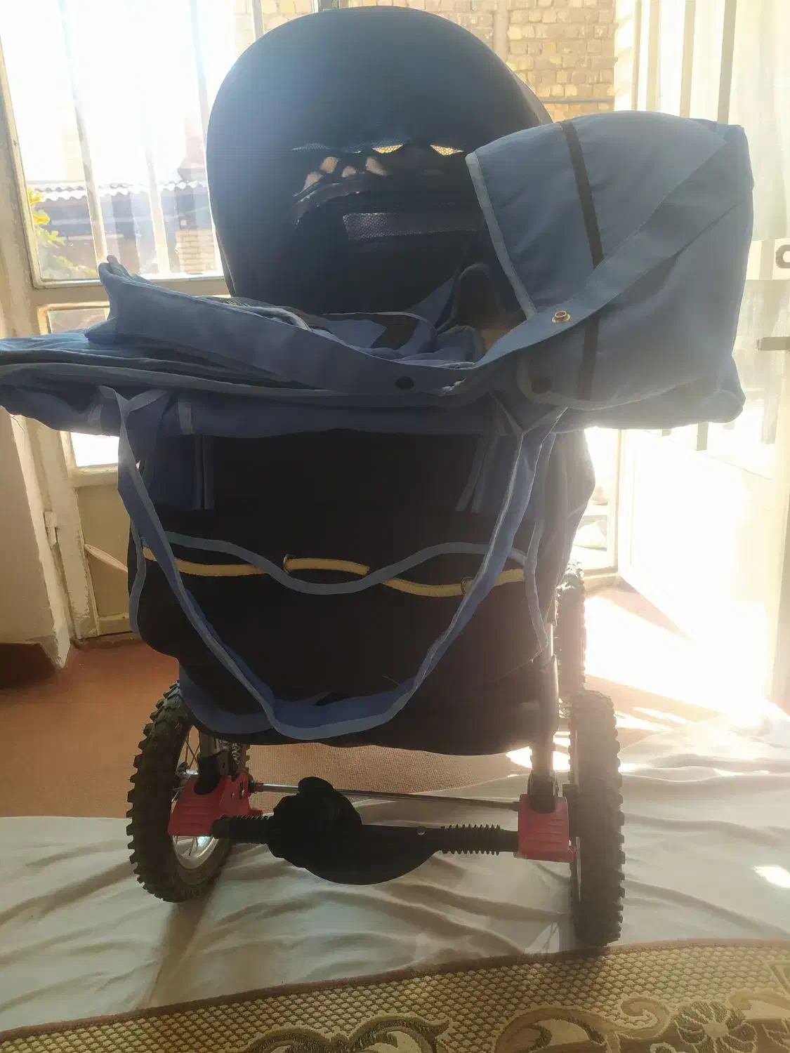 کالسکه خارجی درحد نو باتمام وسایل|کالسکه و لوازم جانبی|شاهینشهر, عطار|دیوار