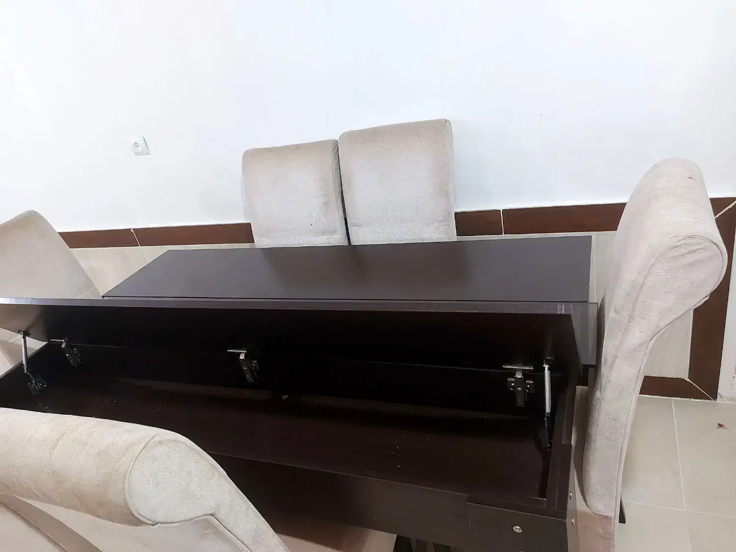 میز نهار خوری|میز و صندلی غذاخوری|الشتر, |دیوار