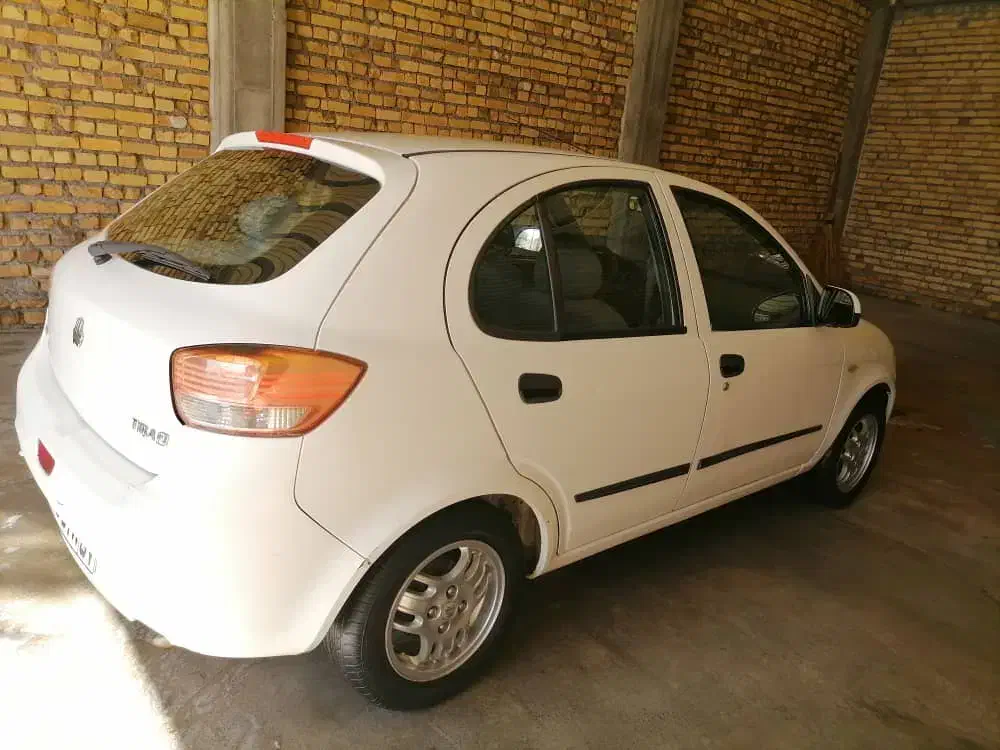 تیبا 2 بی رنگ|خودرو سواری و وانت|اراک, |دیوار