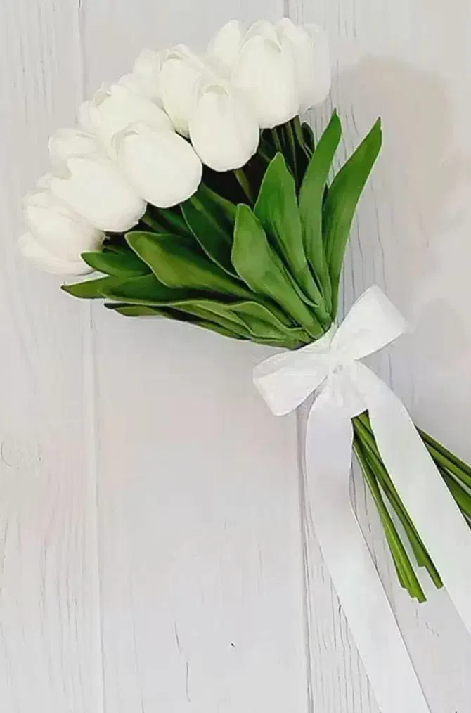 دسته گل عروس|گل مصنوعی|نسیم‌شهر, |دیوار