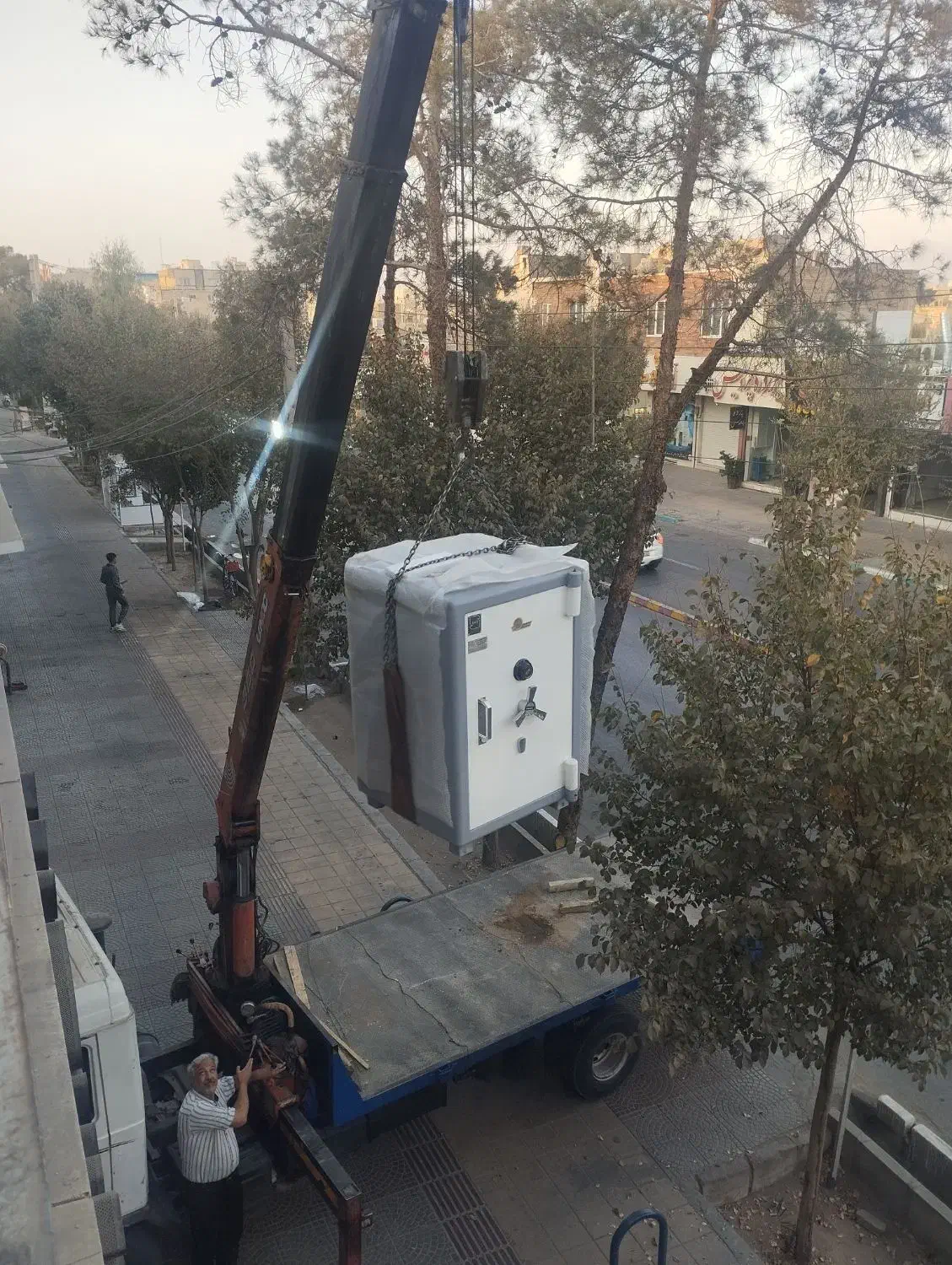 گاوصندوق 1000sزبانه ضد سرقت|ابزارآلات|یزد, |دیوار