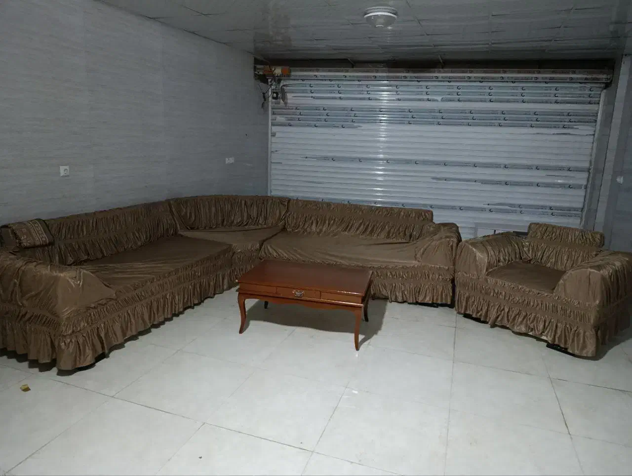 مبل دست دوم|مبلمان خانگی و میز عسلی|اردبیل, |دیوار