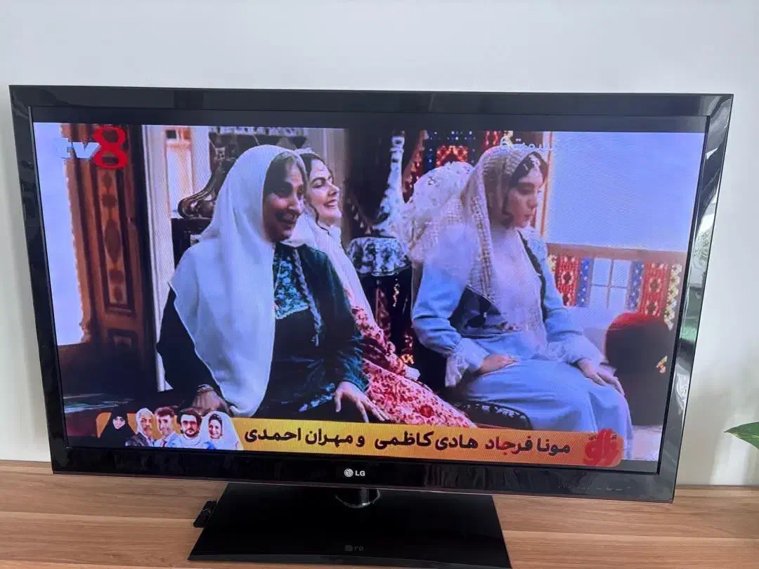 تلوزیون ال جی ۴۸ اینچ|تلویزیون و پروژکتور|اصفهان, کوی امیریه|دیوار