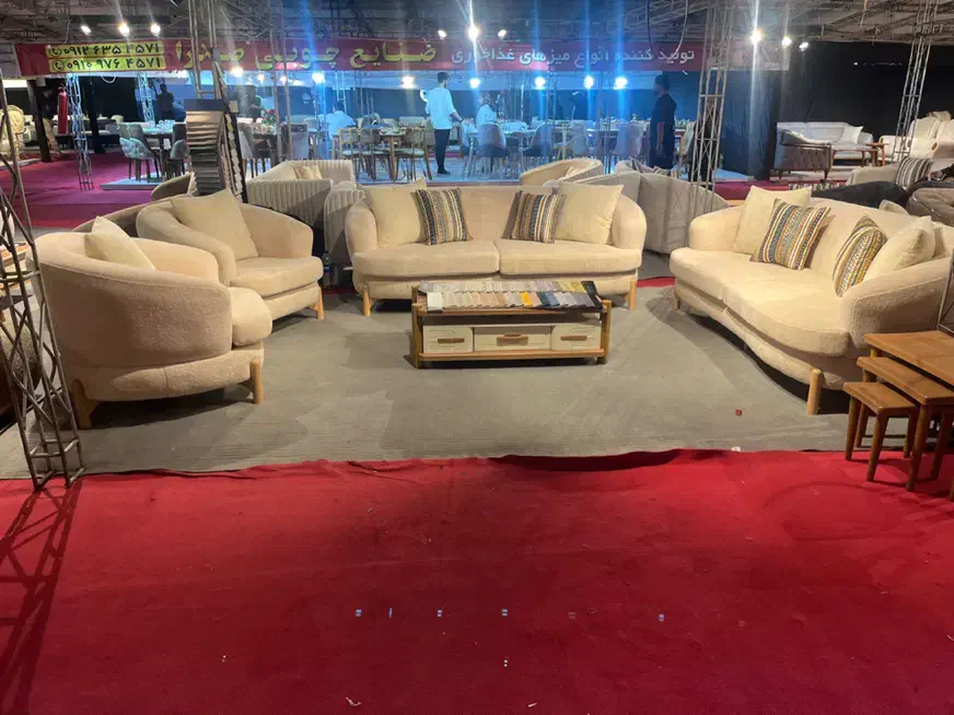 خیاط برش کار مبلمان|استخدام صنعتی، فنی، مهندسی|شیراز, ده پیاله|دیوار