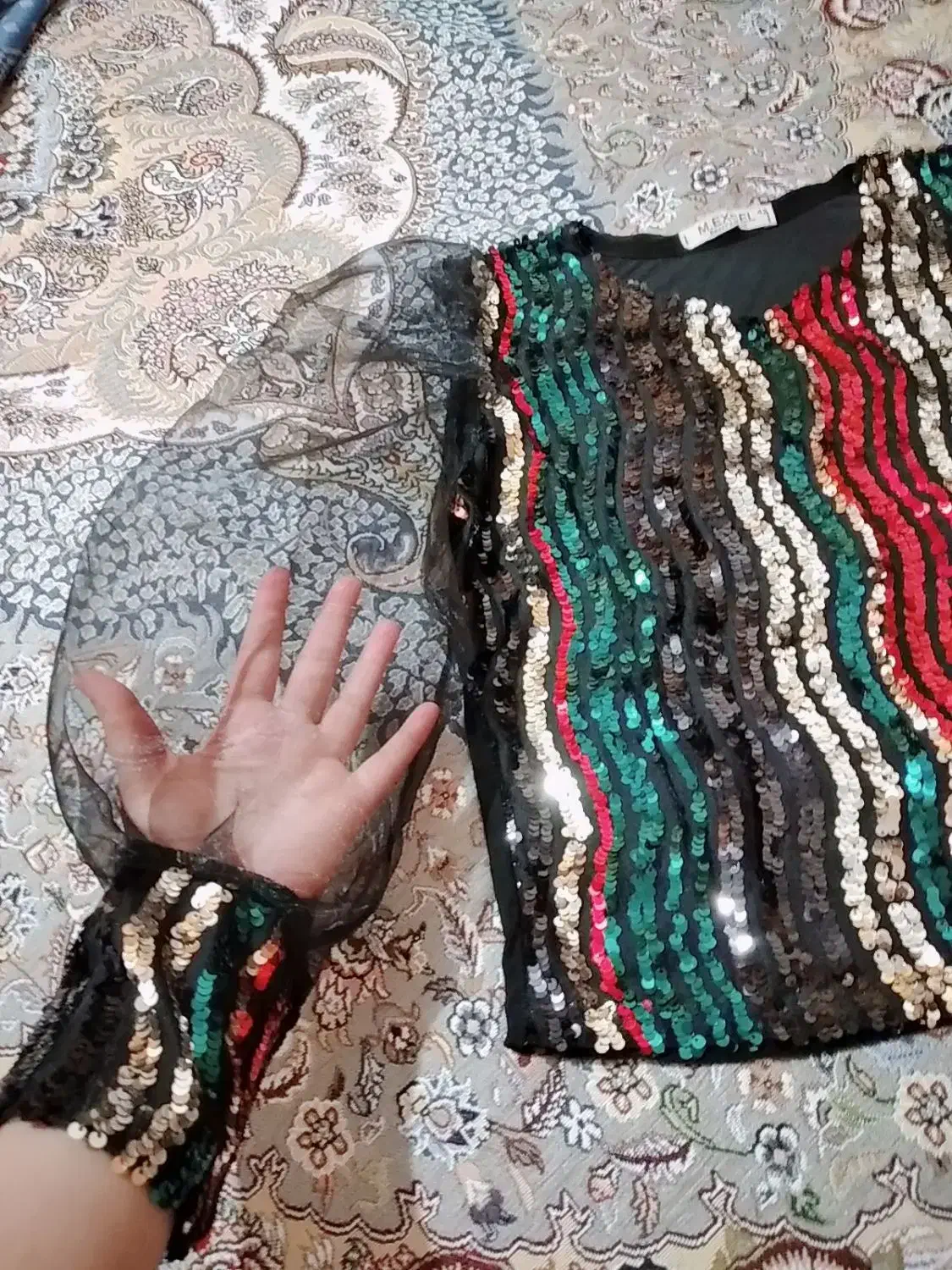 نیم تنه مجلسی|لباس|زنجان, |دیوار