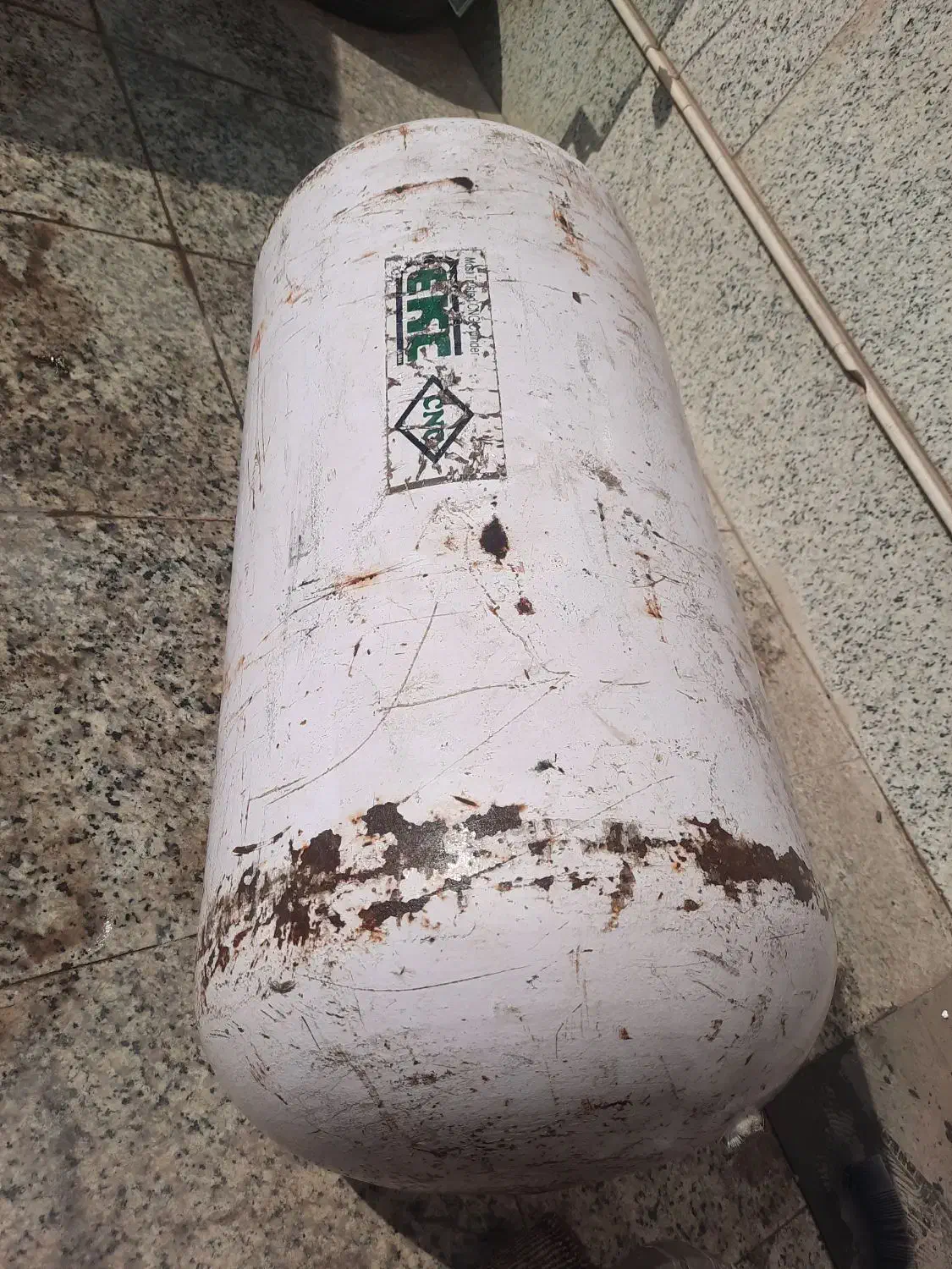 کپسول گاز CNGمخزن بزرگ.|قطعات یدکی و لوازم جانبی|قم, نوبهار|دیوار