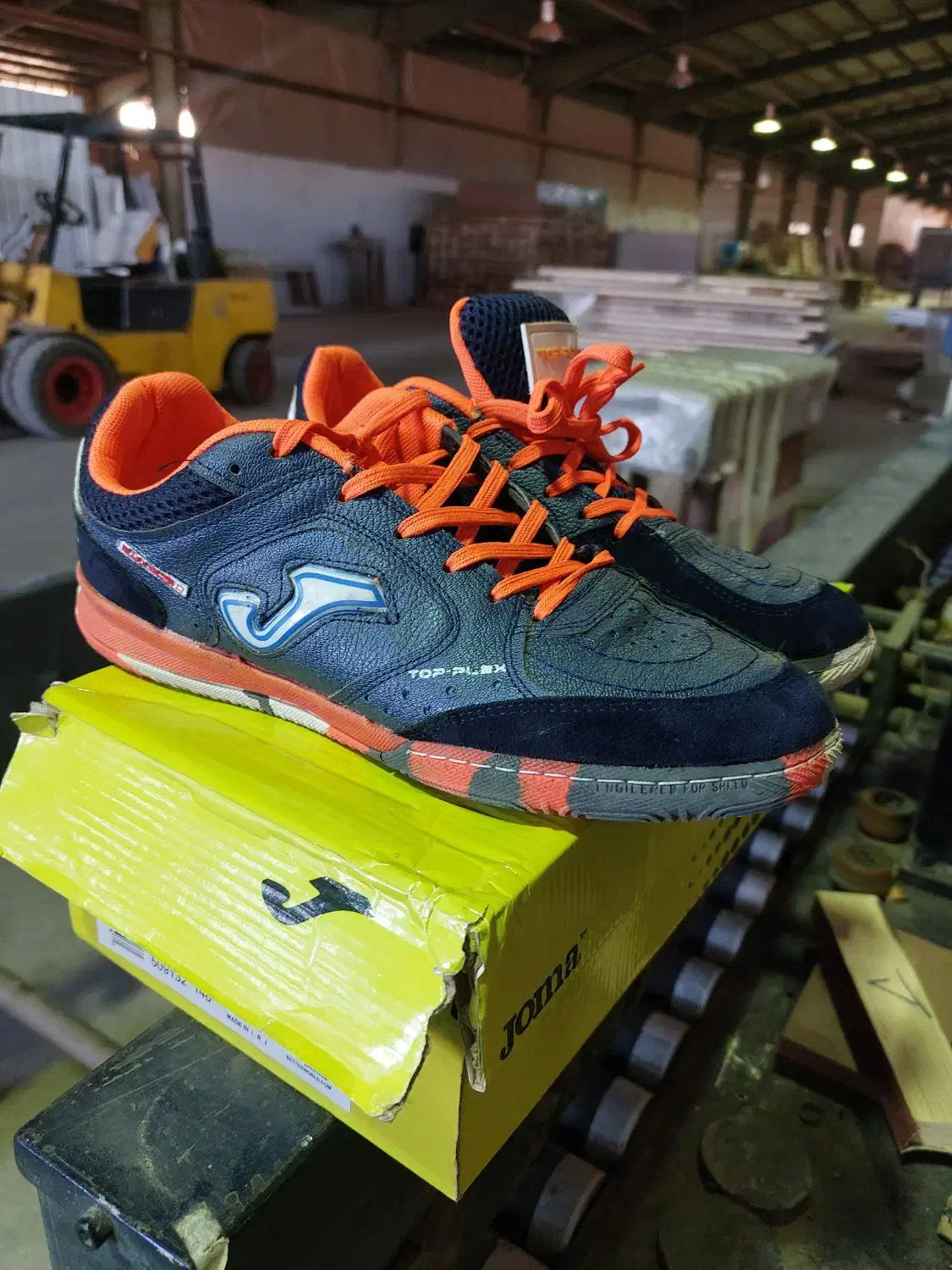 کفش سالن درجه یک خرید ۱۳۵۰ میفروشم ۷۵۰|کیف، کفش، کمربند|پاکدشت, پاکدشت (مامازند)|دیوار