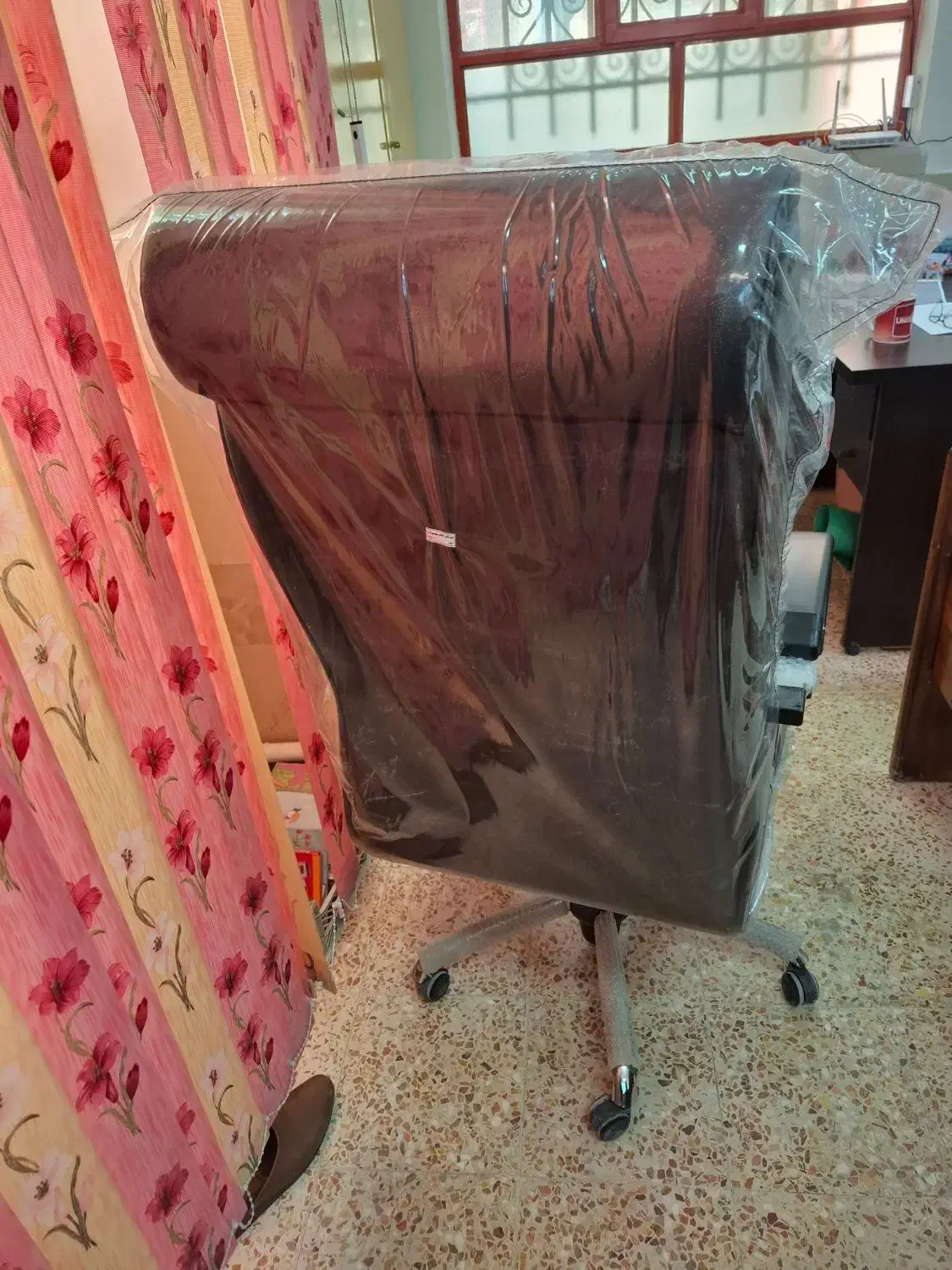 صندلی شیک اداری|مبلمان اداری|کازرون, |دیوار