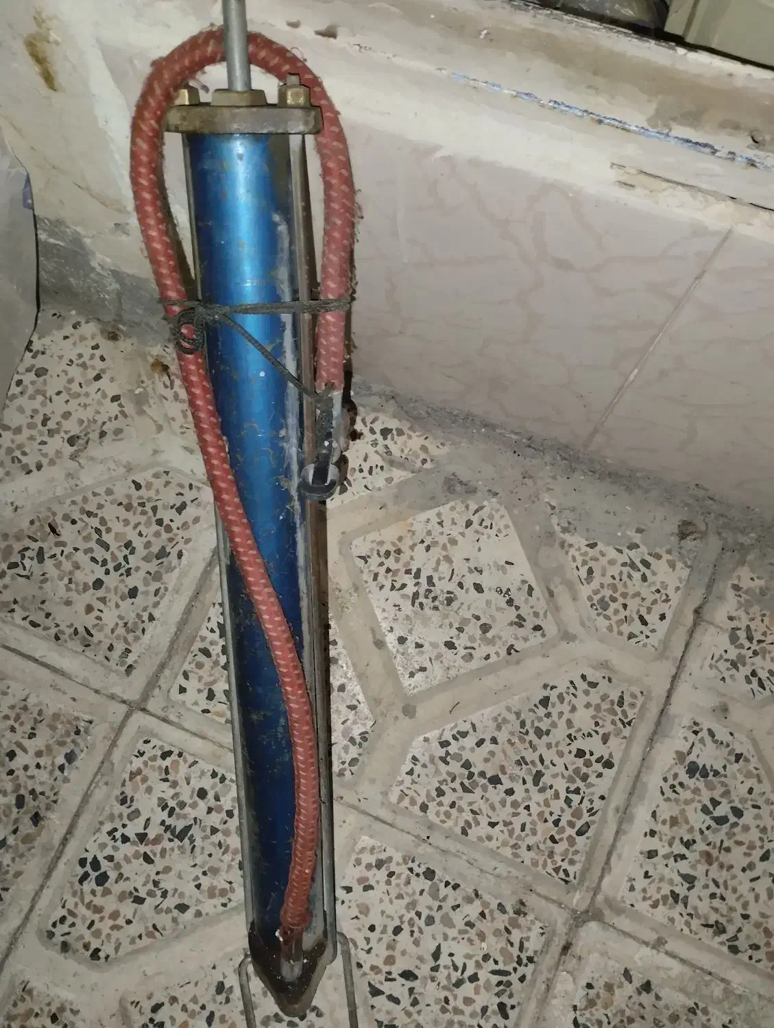 شیشه دوجداره قلم زمین تلمبه لوستر|لوستر و چراغ آویز|تبریز, |دیوار