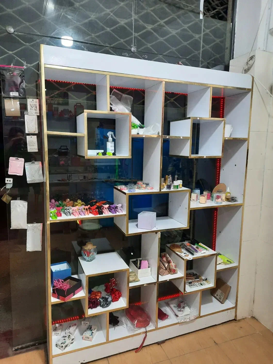 ویترین|بوفه، ویترین، کنسول|رشت, دروازه لاکان|دیوار