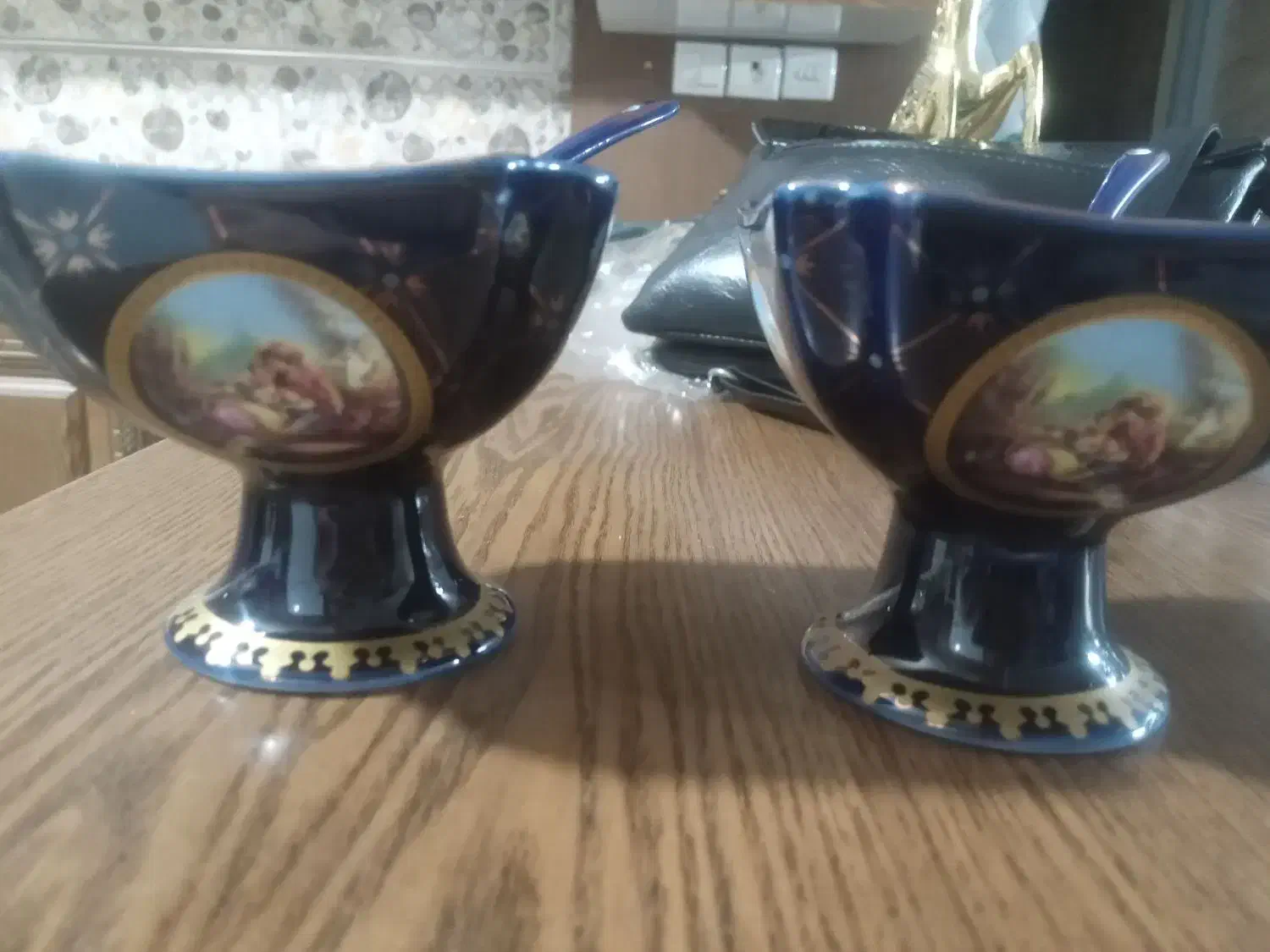 بستنی خوری|ظروف سرو و پذیرایی|تهران, خاک سفید|دیوار